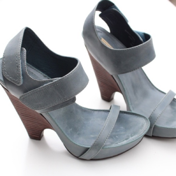 Max Studio platform sandals - Picture 9 of 10